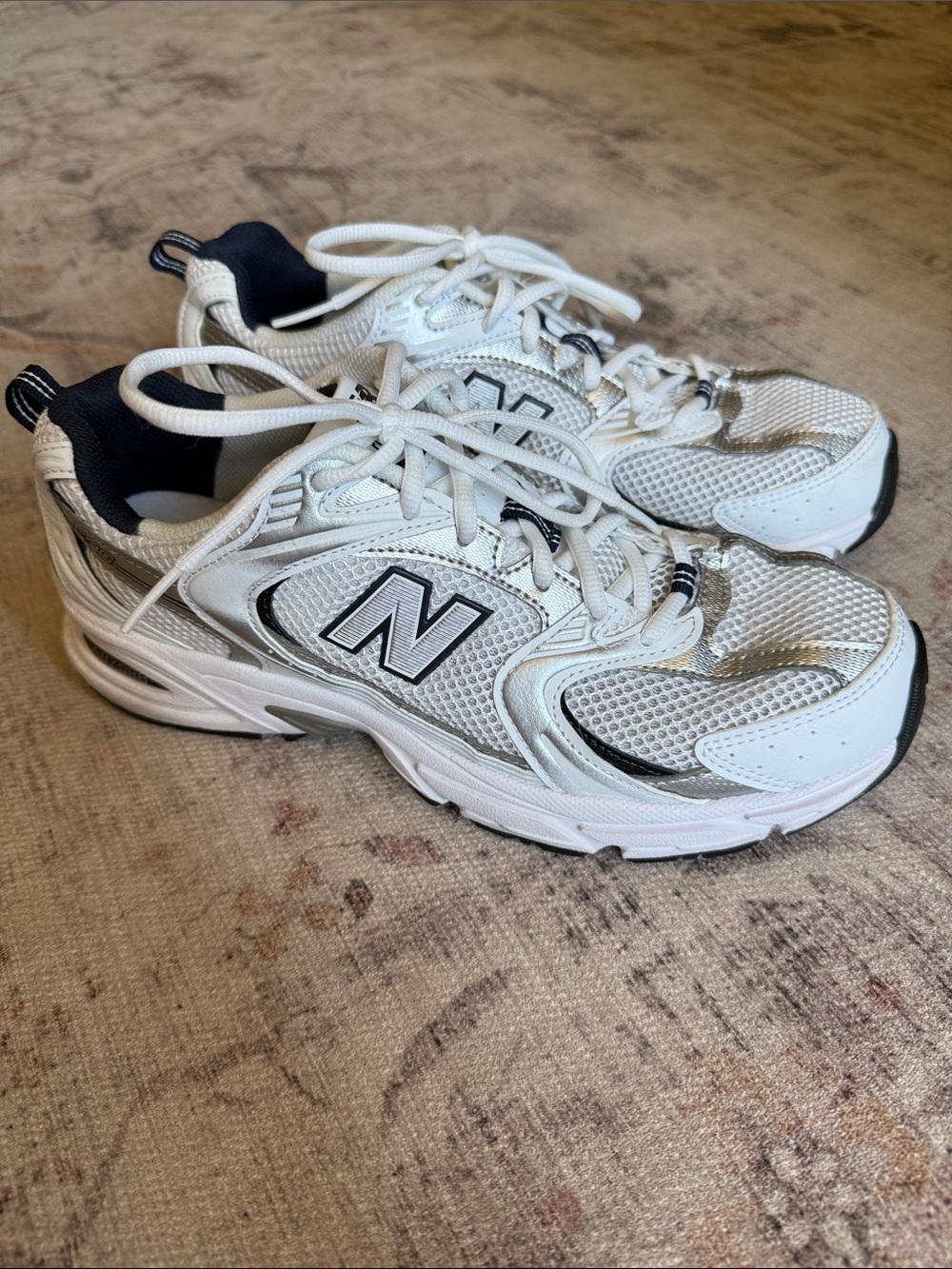 New Balance 530 Sneakers